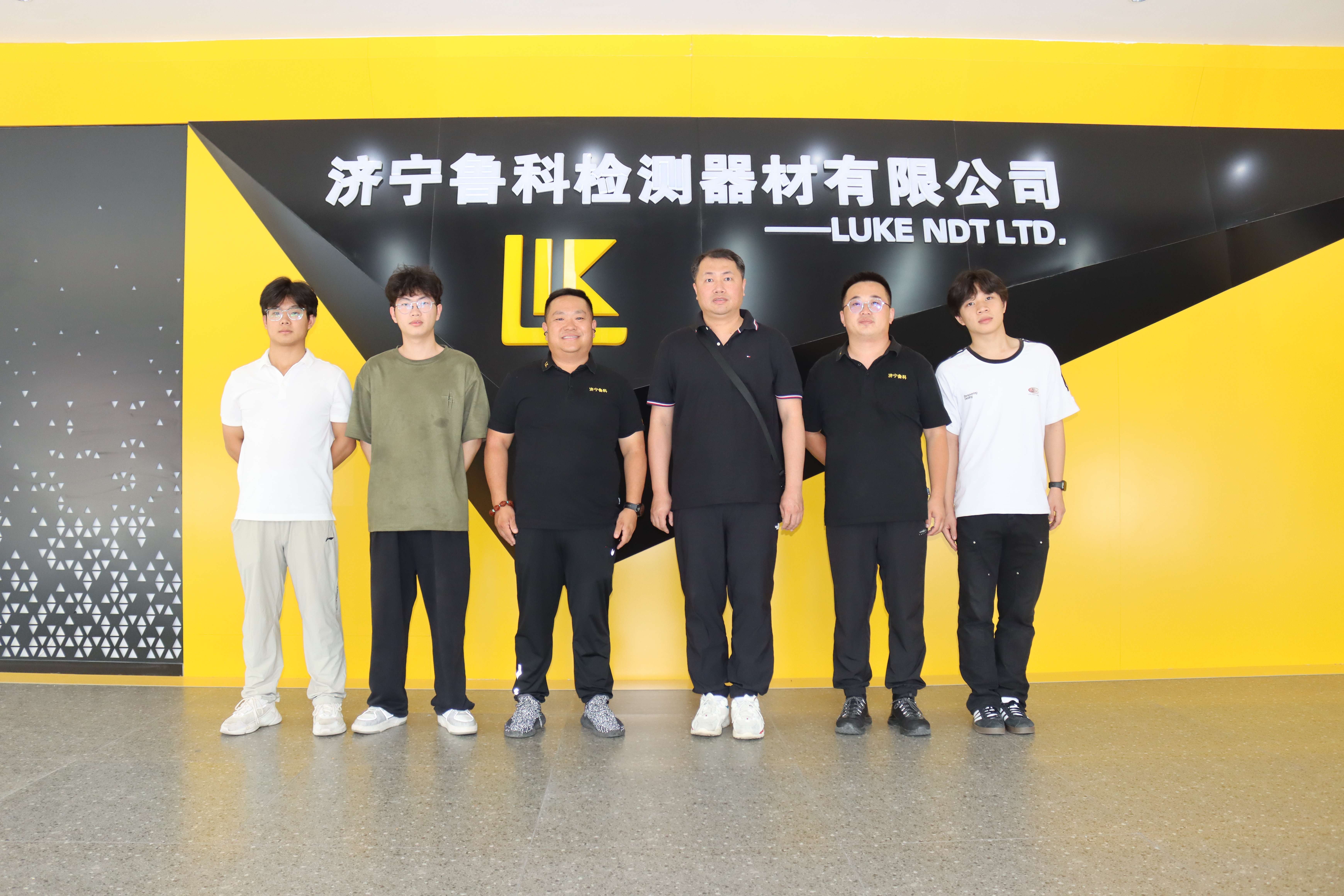 歡迎遼寧裝備制造職業技術學院理化測試與質檢技術專業主任劉徐蒞臨濟寧魯科交流指導